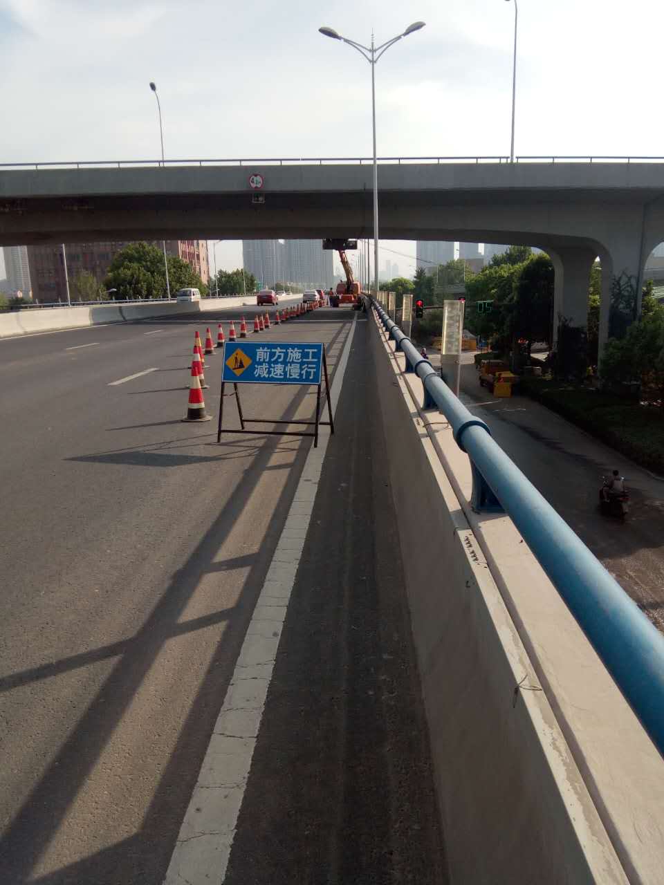 ͨ���żܰ�װ����